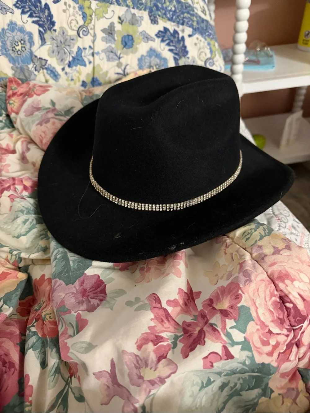 Black Felt Rhinestone Band Wide Brim Hat